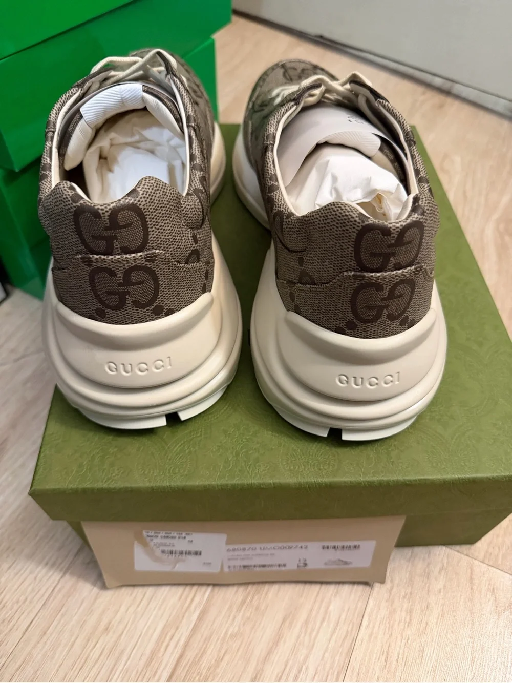 Gucci Men's Brown Monogram Low-Top Sneakers